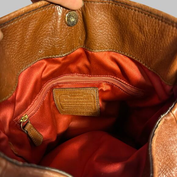 Vintage Coach Large Brown Pebbled Leather Shoulder Hobo Bag – Slouchy Tote Style - Picture 6 of 9